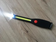 COB LED svietidlo s magnetom