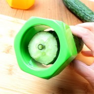 Krájač na uhorky Cucumber Slicer
