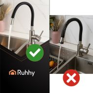 Kuchynská batéria - flexibilný vodovodný kohútik 360 ° s perlátorom a prepínačom Ruhhy 26324