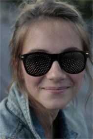 Ajurvédske okuliare - Dierované okuliare na zlepšenie zraku čiernej